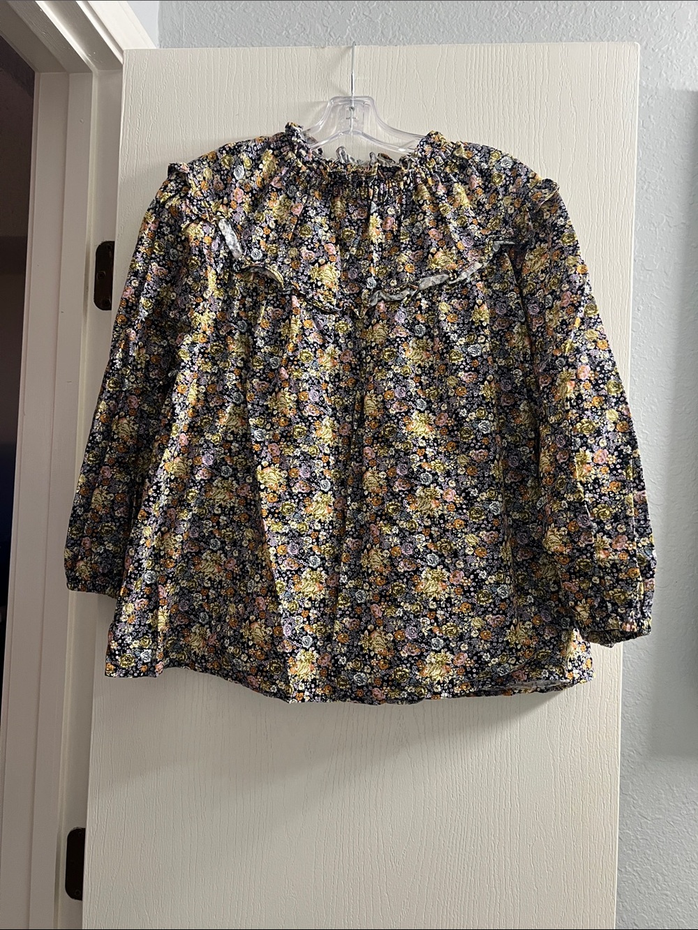 Universal Thread Floral Smocked Top in Multicolor
